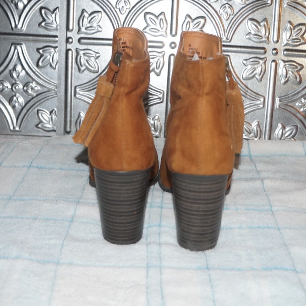 ESPRIT "Roberta" Size 8M Brown Faux Suede Zip Up With Tassels Block Boot Heels - Picture 7 of 8